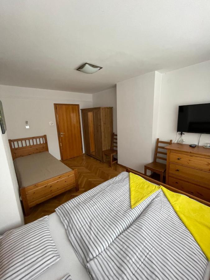 Gosciniec Ozna Hotel Kiczora Exterior foto