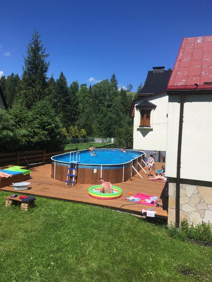 Gosciniec Ozna Hotel Kiczora Exterior foto