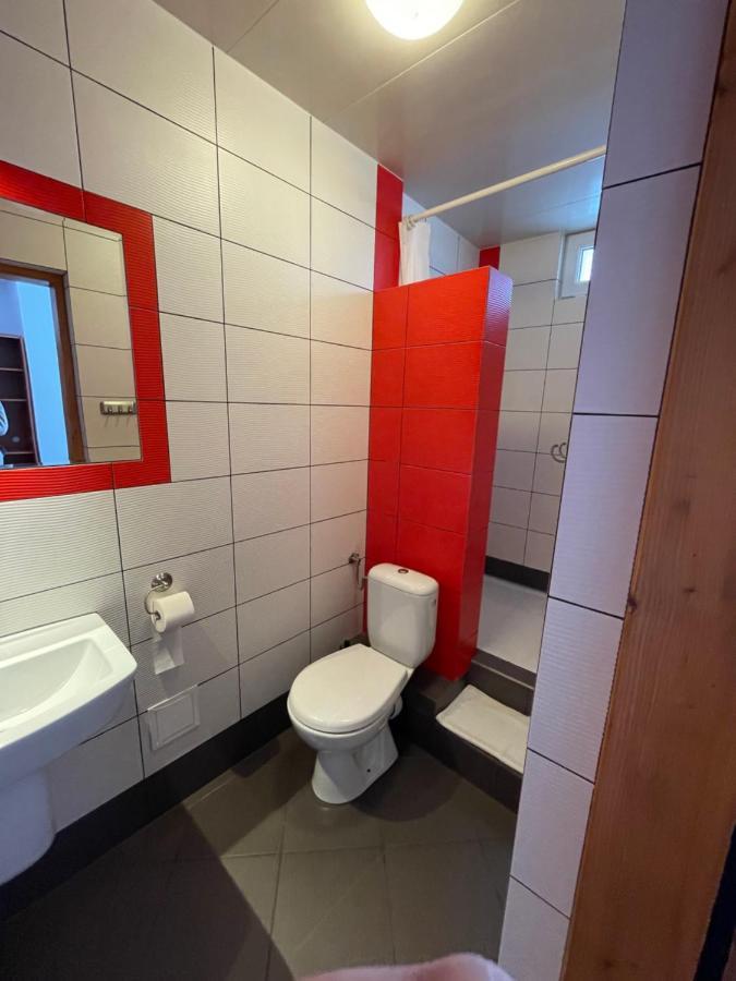 Gosciniec Ozna Hotel Kiczora Exterior foto