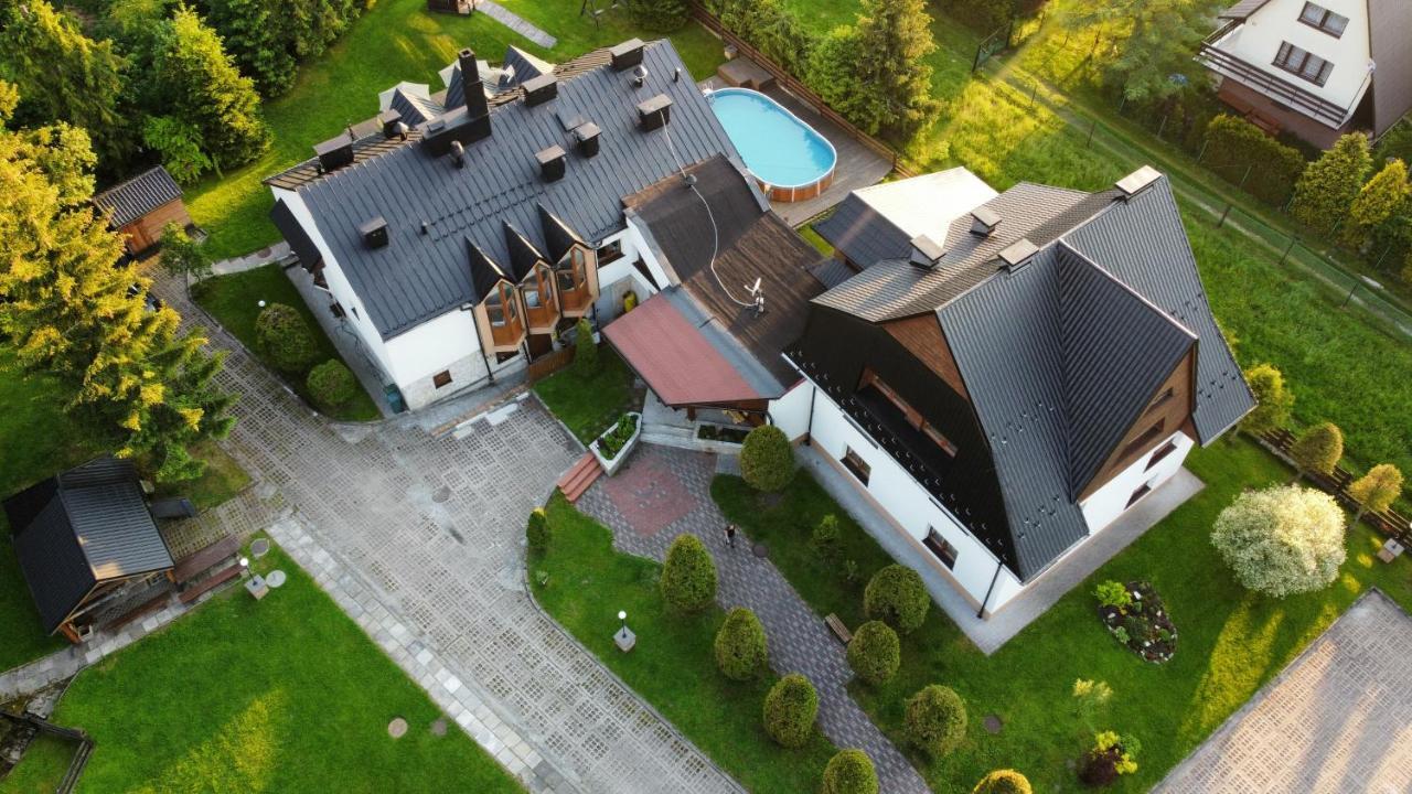 Gosciniec Ozna Hotel Kiczora Exterior foto