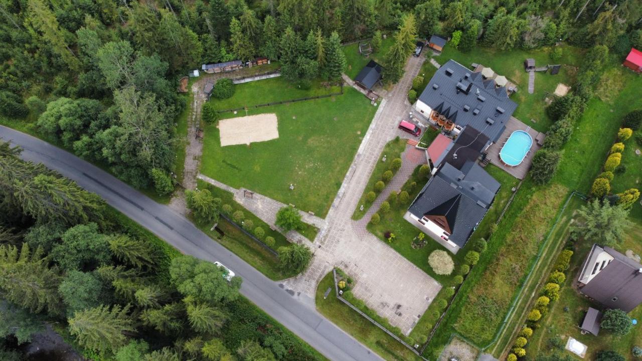 Gosciniec Ozna Hotel Kiczora Exterior foto